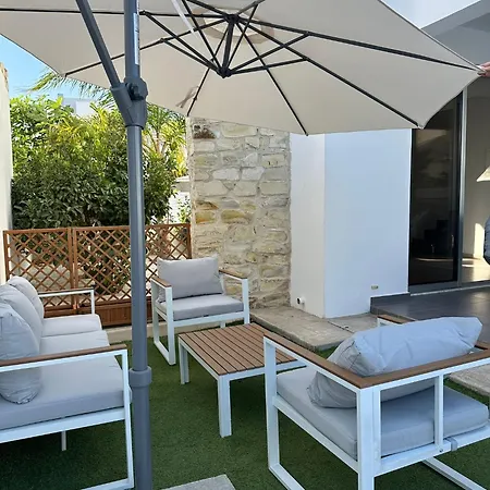 House With 2 Bedrooms And Pool * Perivolia